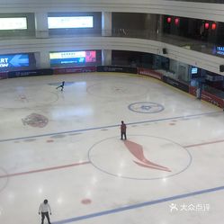 全明星滑冰俱乐部(龙湖天街店)