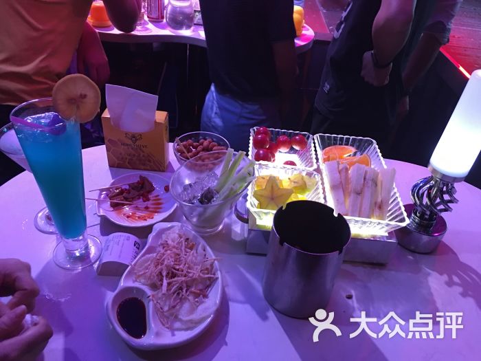 蜂巢酒吧(石岩店)图片 - 第2张