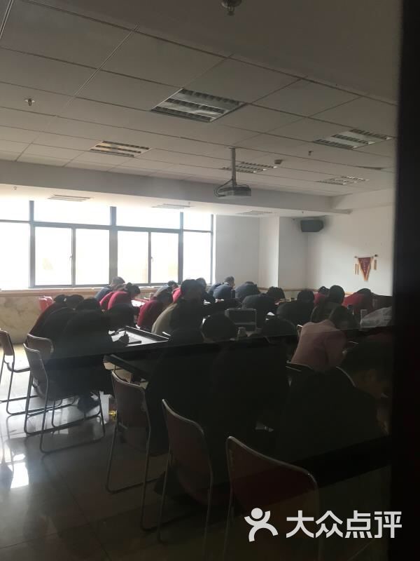 开云体育- 开云体育官方网站- 开云体育APP 最新2025到文峰学理发要多少钱