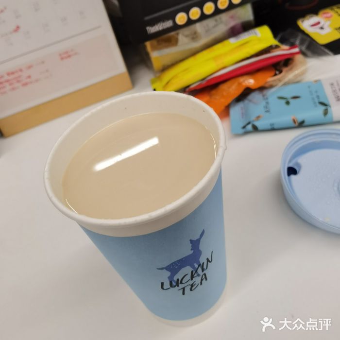 luckin coffee瑞幸咖啡(浦江双辉店)红袍轻乳茶图片