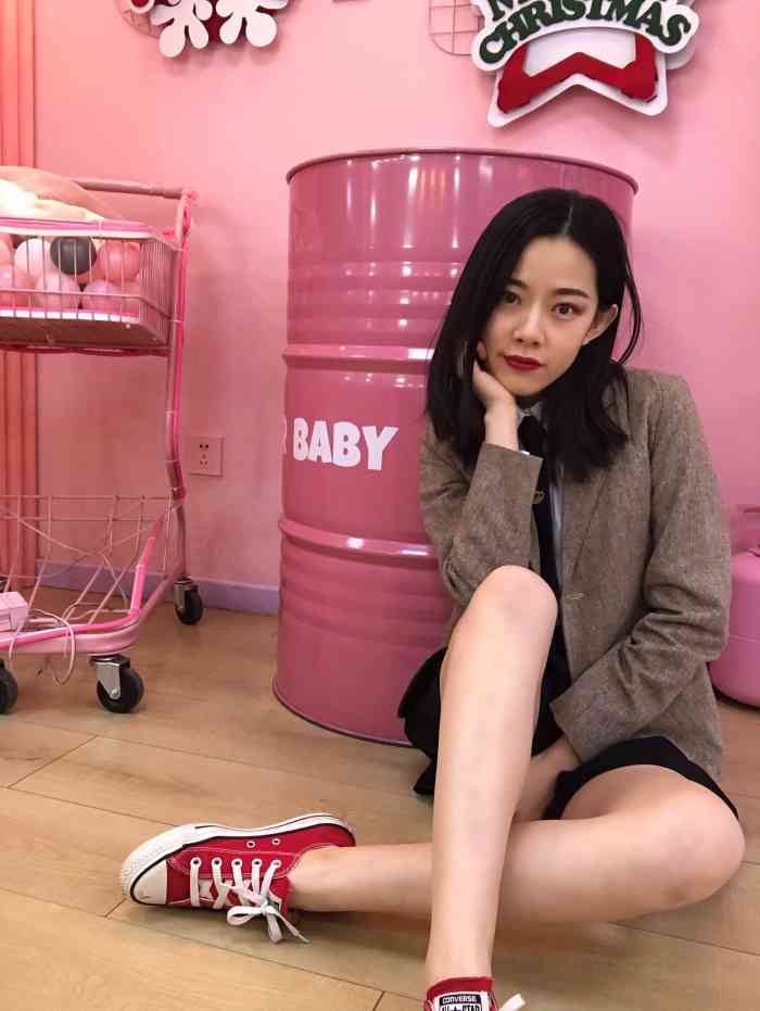 sugar baby校服体验自拍馆-