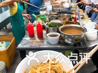 深圳小吃排名_深圳东门老街小吃图片(3)