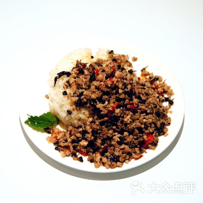 干巴菌韭菜花炒肉盖浇饭