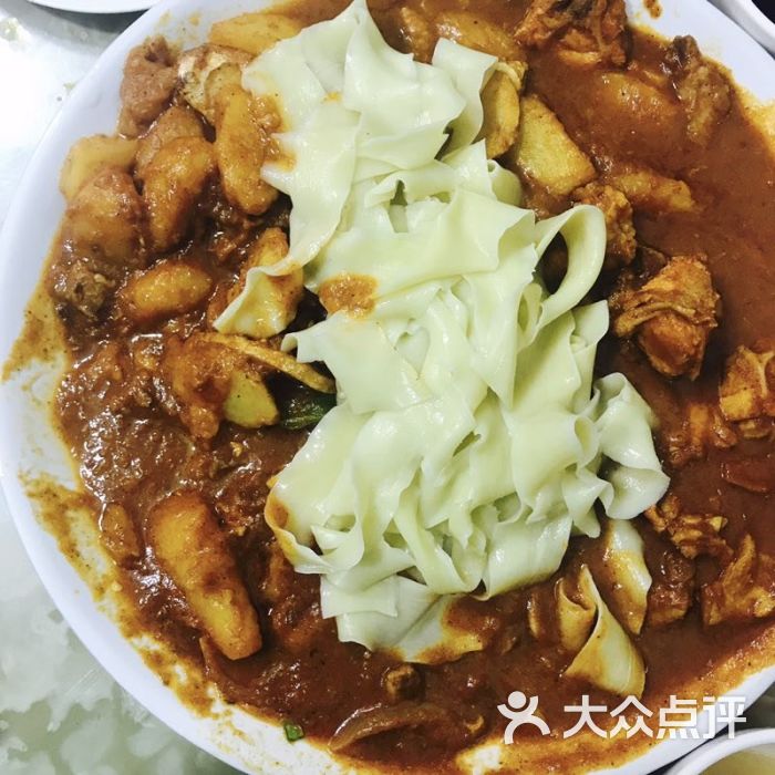 清真老马牛肉拉面馆新疆大盘鸡图片 第1张