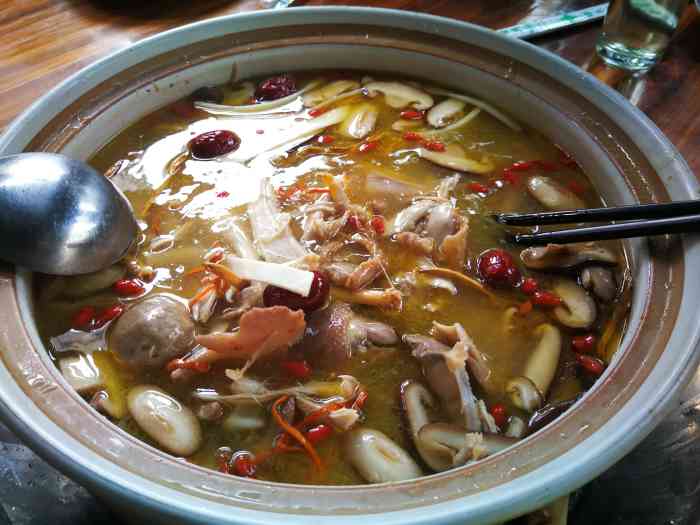 田记云南天麻火腿鸡(红光店)-"班级第一次聚餐就在这