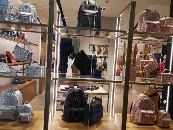 mcm(正弘城店)-"正弘城一楼的mcm 郑州的第二家店吧都
