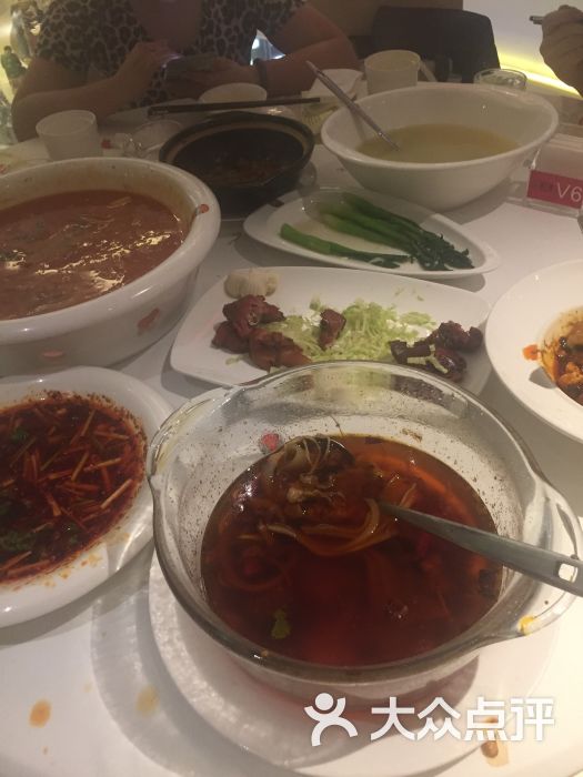盘龙区 同德广场 川菜 俏江南(昆明广场店) 所有点评  05-02
