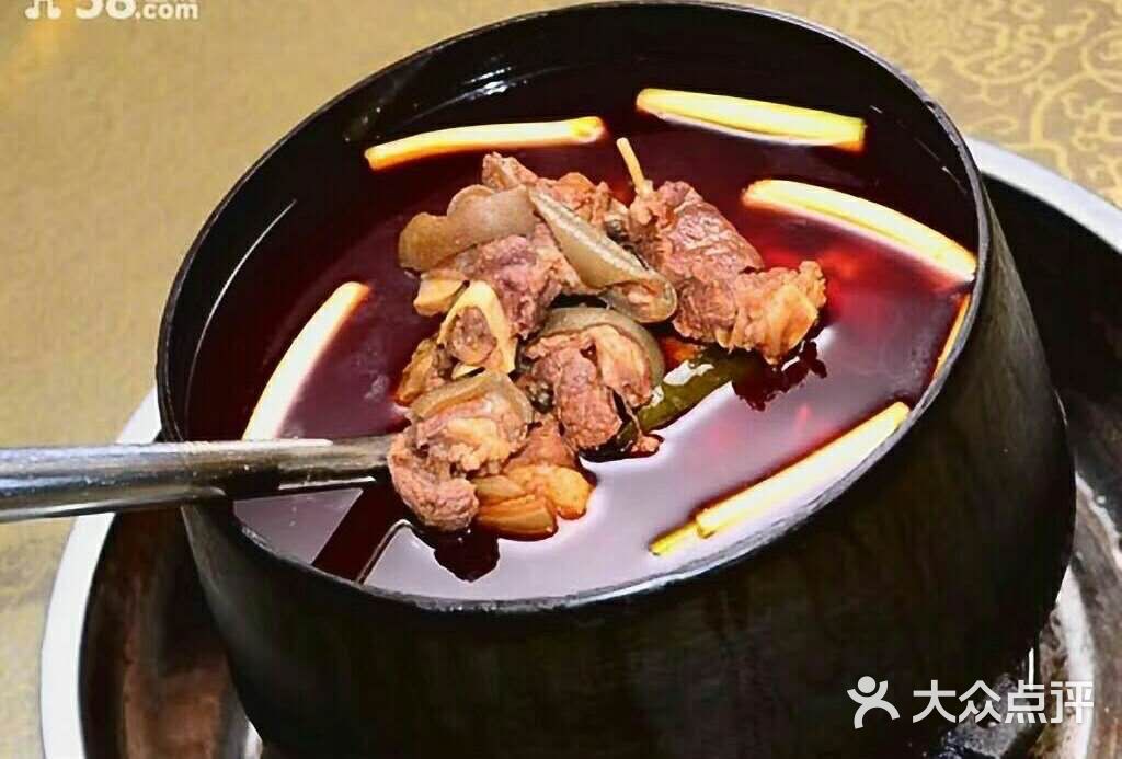 定位鼎锅羊肉图片 第2张