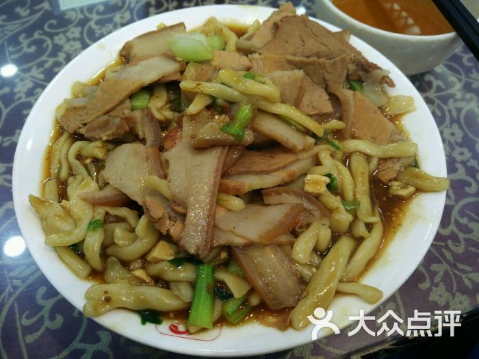 卤肉炒炮大份