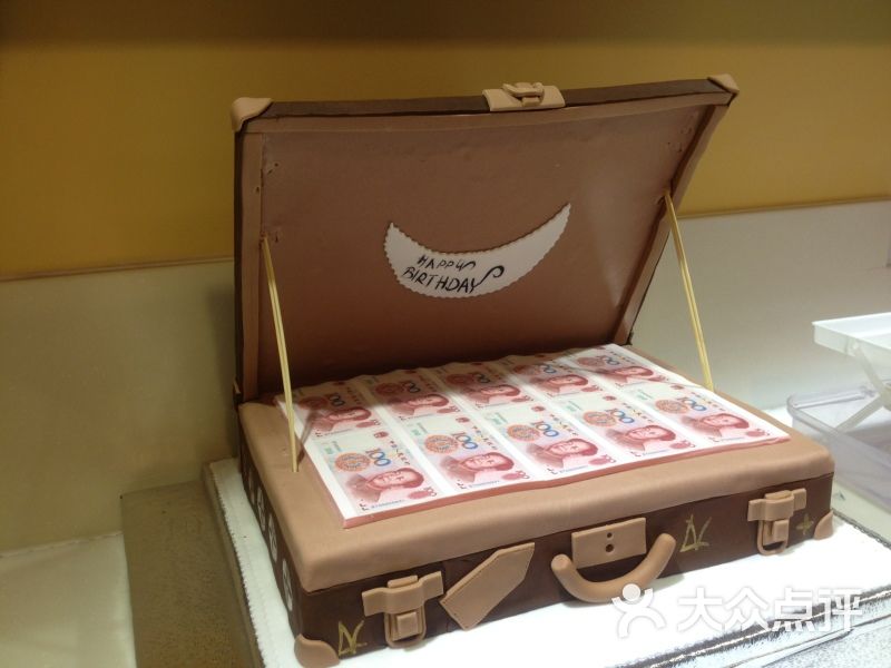 人民币 翻糖钱箱子蛋糕