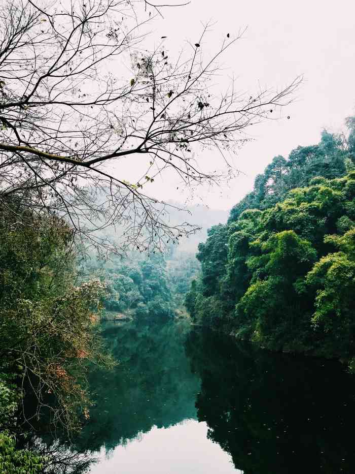 成都烟霞湖风景区-"上周单位一群年轻人去了烟霞湖.这