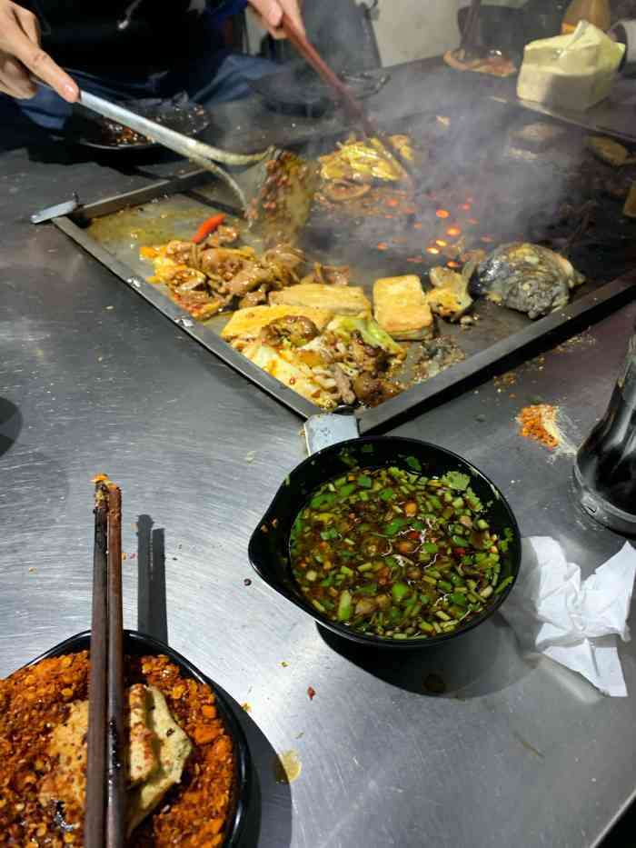焱烤官正宗石棉铁板烧烤肉-"酒香不怕巷子深,何况位于