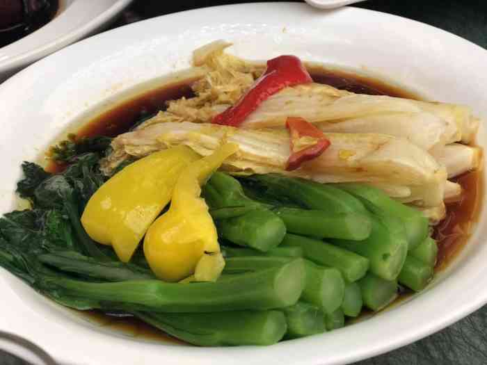 绿地公馆中餐海鲜-"酒店地处昆仑西路上的绿地公馆,有