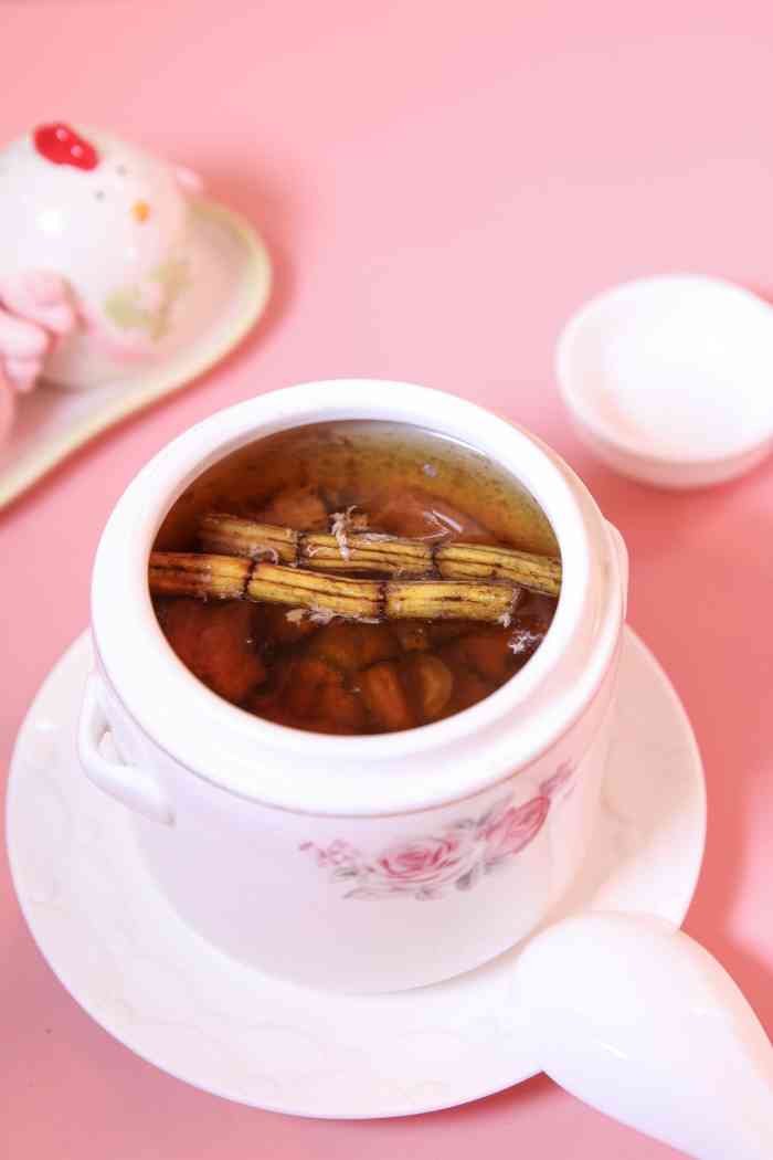 well炖61新派广式炖汤(客村店)-"店面很粉嫩,偏网红