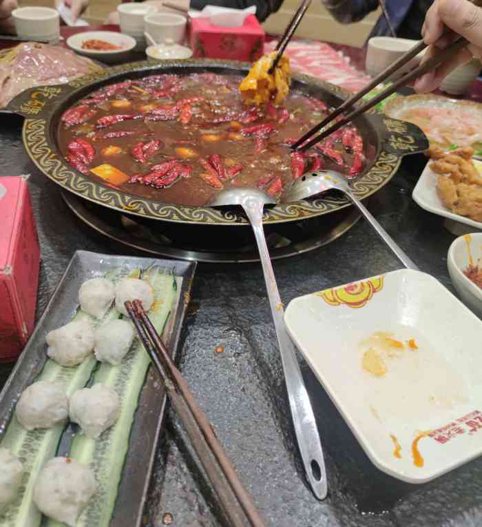 乾矿老火锅(通远门店)-"路过几次,昨天在这里聚餐.在.