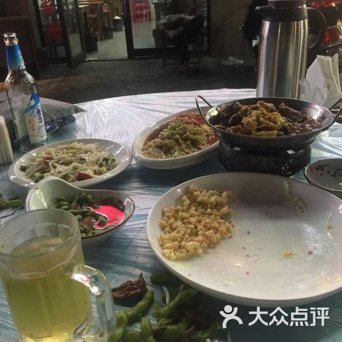 青春献给小酒桌