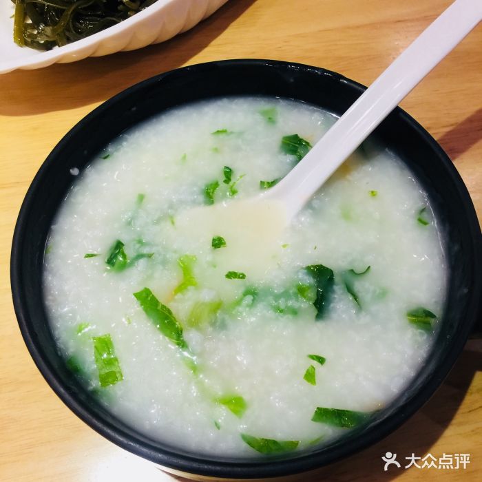 清味时蔬粥