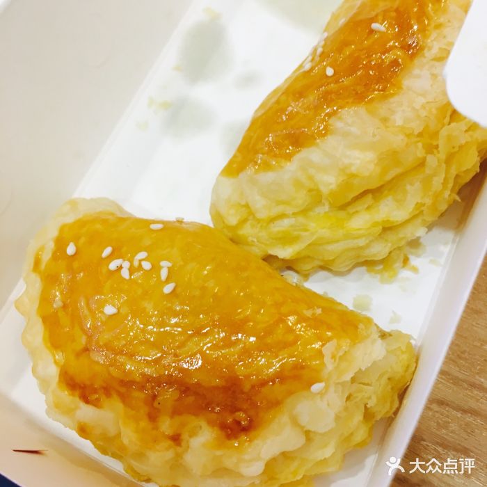 广隆蛋挞王(凯德西城店)榴莲酥图片 - 第1张