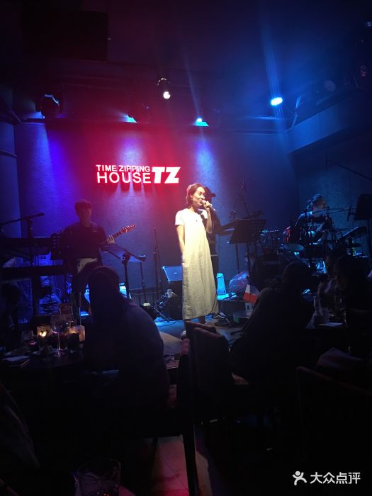 tz house音乐现场(镇宁路店)余超颖现场驻唱图片 - 第199张