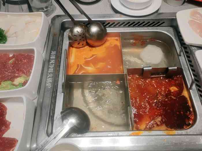 海底捞(东二环泰禾店)