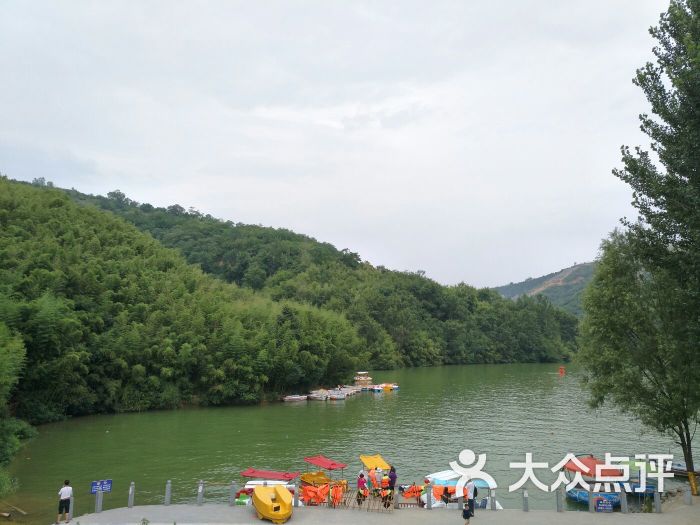 鲸鱼沟风景旅游区图片 第2张