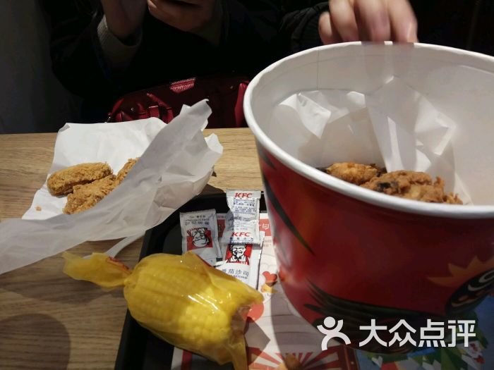 肯德基(虹桥高铁店-全家桶图片-上海美食-大众点评网