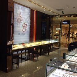 伟德国际赣州市章贡区墨源珠宝店（个体工商户）成立 注册资本5万人民币