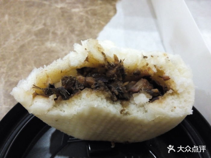 梅菜扣肉包
