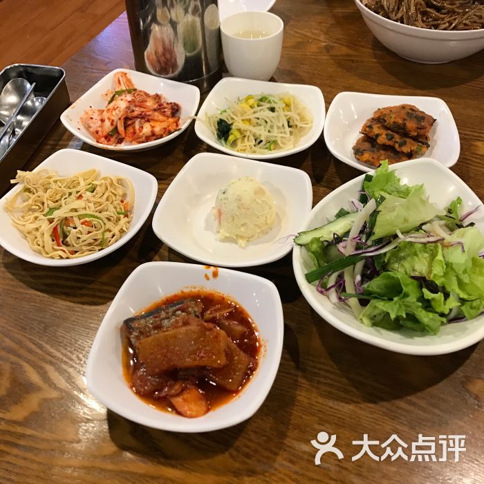 蕊佳园韩式餐厅小菜图片 - 第1张