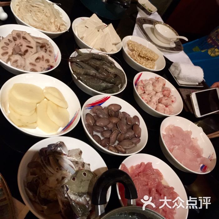 疍家渔排海鲜餐厅(三亚湾皇冠假日酒店)-图片