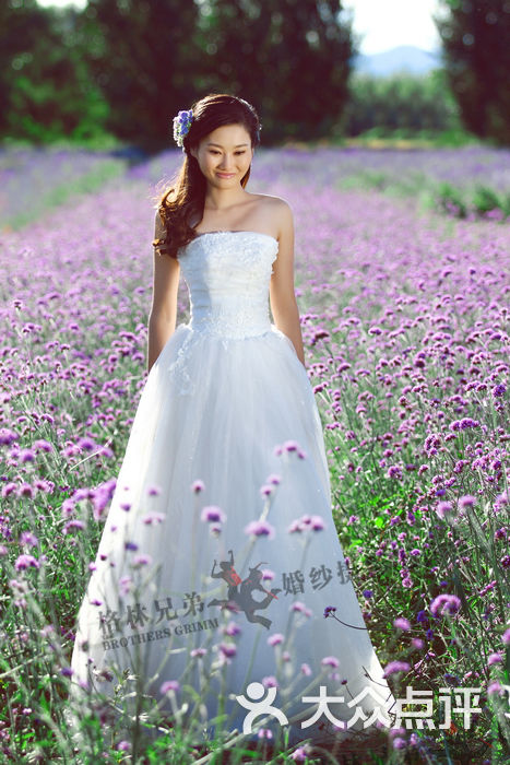 兄弟婚纱摄影工作室_格林兄弟婚纱摄影工作室(2)