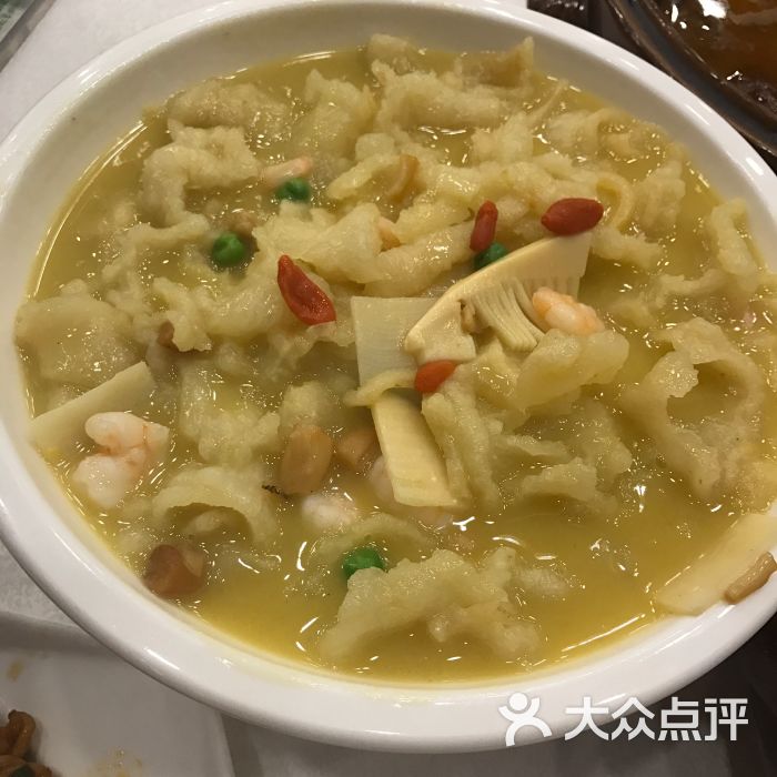 三鲜烩鱼肚