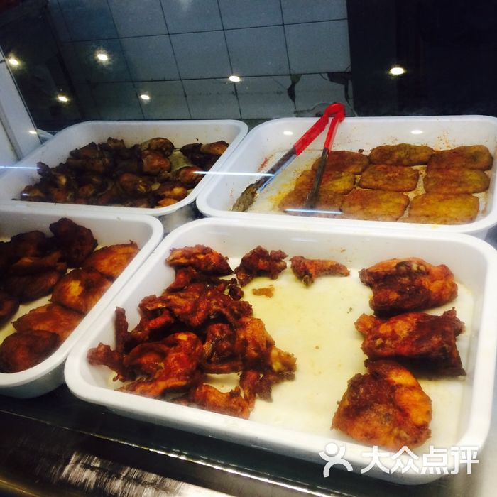 哈尔滨商业大学a区一食堂