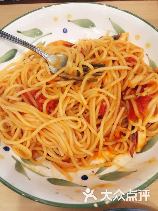 萨莉亚:叫服务员点单,让我们自己按铃,.上海美食