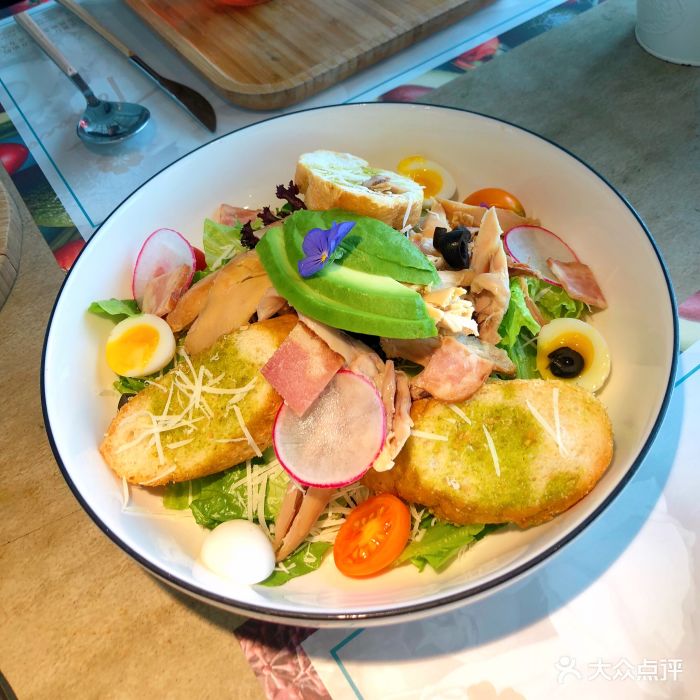 tomacado花厨(王府中环店)鸡肉凯撒沙拉图片 - 第13438张