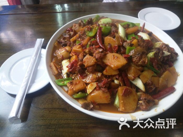 尔奈斯大盘鸡图片 - 第1张