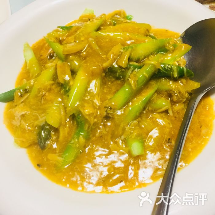 蟹粉扒芦笋