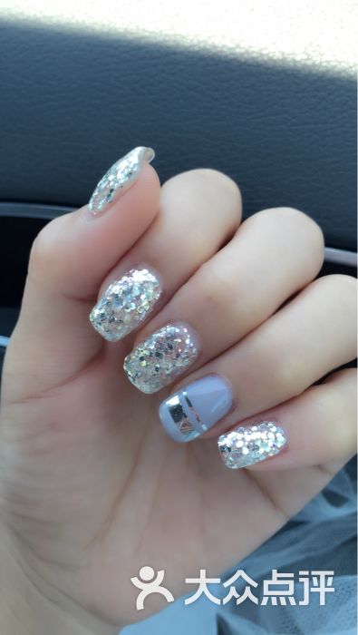 深圳VAI施华洛婚纱摄影工作室(美人季婚纱摄影