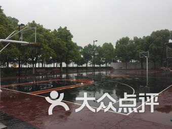 汉为park汉口江滩篮球公园