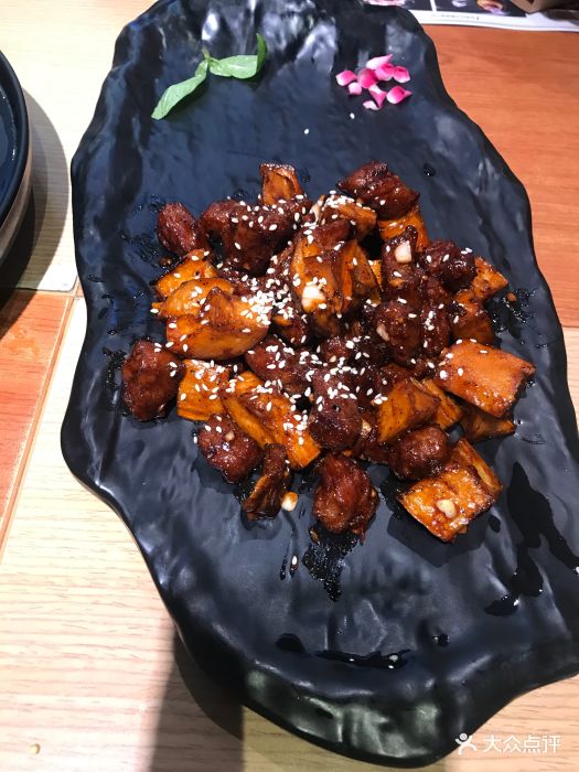 黑椒酱爆牛肉粒