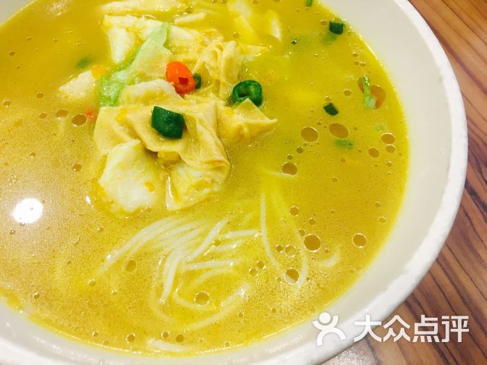 老苗寨金汤鱼粉