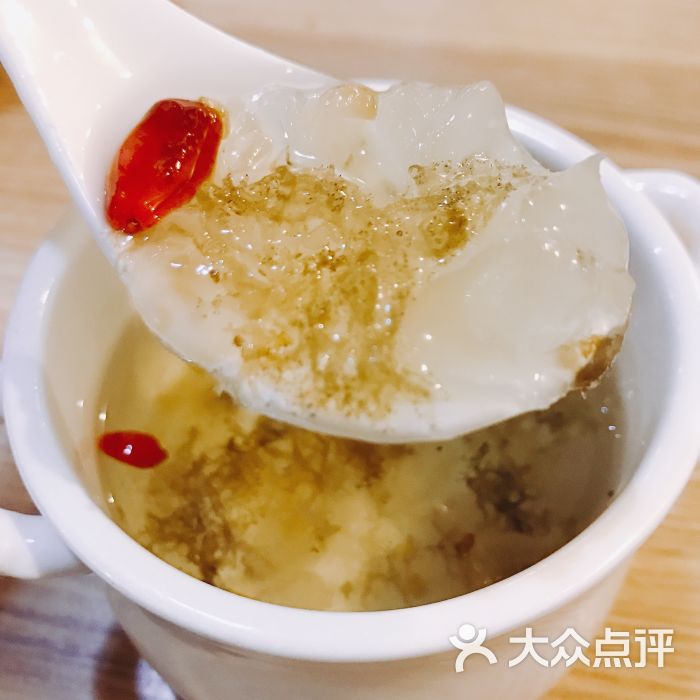 雪莲子竹燕窝