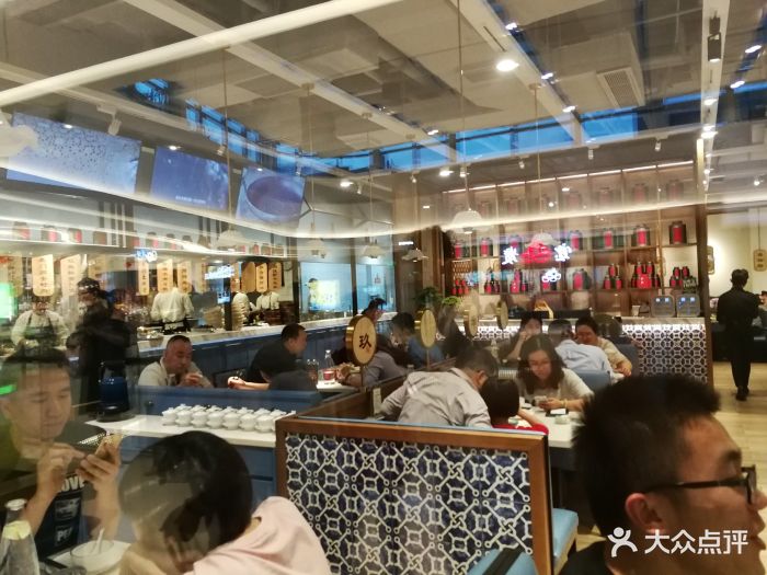 荣先森(湾悦城店)--环境图片-厦门美食-大众点评网