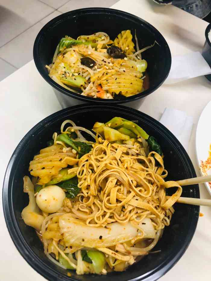 三年二班麻辣拌(双井店)-"经常点他家的外卖,特别好吃