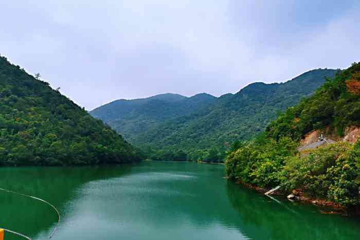 霞幕山-"元代称"霞幕山",明代既称"霞雾山",又."