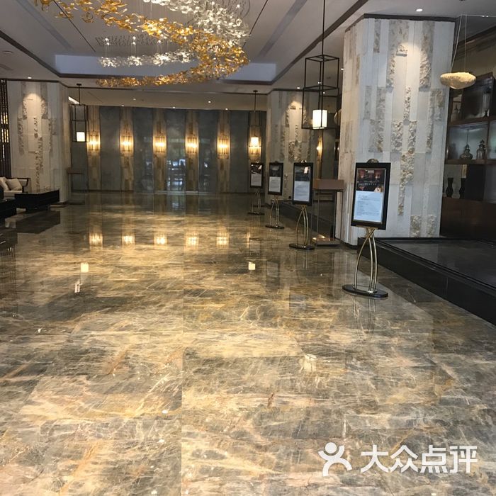 上海宝燕酒店