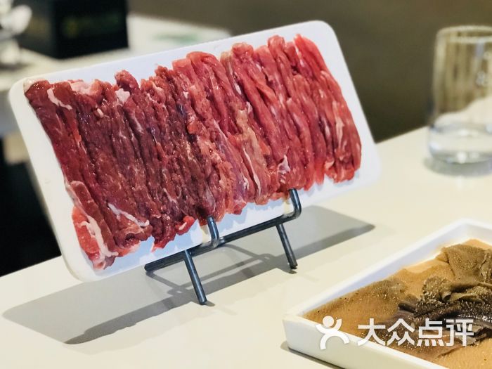 重庆肴焱火锅(黄村店)手切鲜羊肉图片 - 第9张