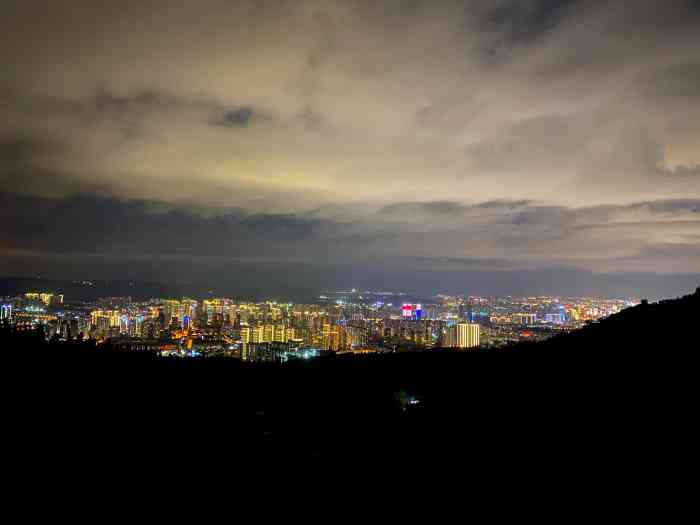 长虫山生态公园风景林-"想来爬这个长虫山很久了,以前一直找不到上.