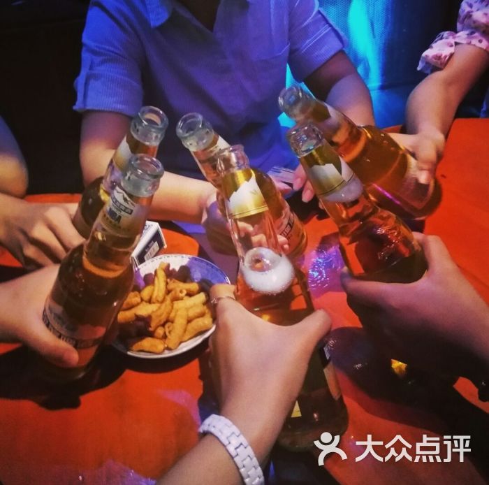 后海酒吧(kiss 酒吧)图片 - 第1张