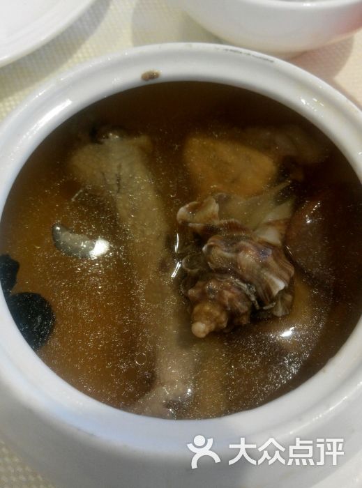 椰汁海螺炖汤